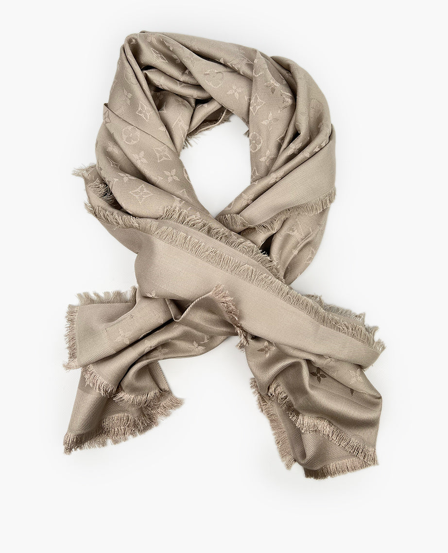Louis Vuitton Monogram Shawl Greige – Luxury Helsinki