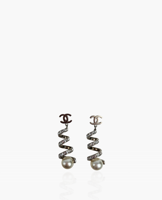 Chanel CC Earrings Spiral SHW