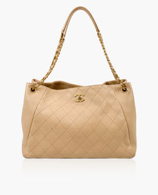 Chanel Beige Tote Calf Beige GBHW