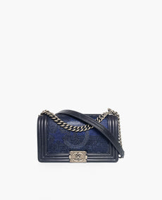 Chanel Metallized CC Old Boy Medium Flap Laukku Navy Blue Lambskin RHW