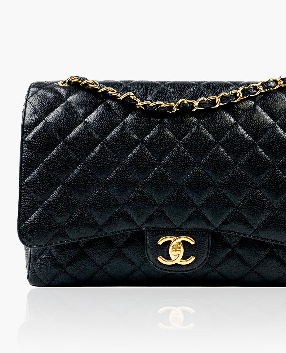 Chanel maxi black caviar shop