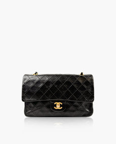 Chanel Timeless Medium Vintage Double Flap 24 k GHW musta lampaannahka