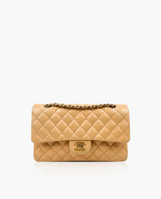 Chanel Timeless Medium beige lampaannahka GHW