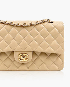 Chanel Timeless Medium beige lampaannahka GHW