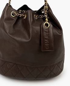 Chanel Vintage Tummanruskea Bucket Bag