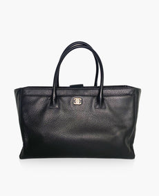 Chanel Black Pebbled Leather Executive Cerf XL Kangaskassi SHW