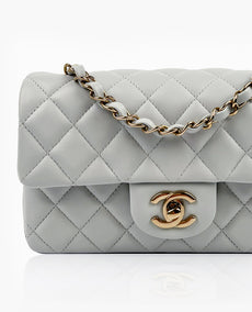 Chanel Mini suorakulmainen Bleu Clair lampaannahka CHW