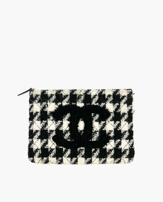 Chanel O - Case Tech Houndstooth Shearling Good Black Tweed CHW