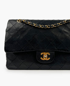 Chanel Vintage Double Flap Musta lampaannahka GHW