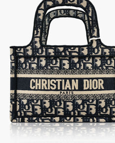 Dior Book Tote Mini Sininen Dior Oblique Embroidery