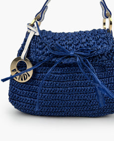 Fendi Raffia Blue Straw Chef Flap -laukku