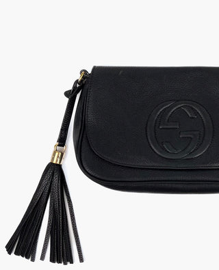 Gucci Soho Long Flap musta laukku