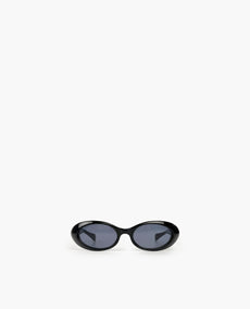 Gucci Vintage Oval Black aurinkolasit