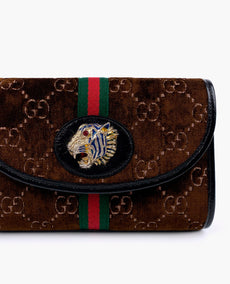 Gucci Rajah GG Monogram Velvet Crossbody -laukku