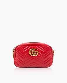 Gucci GG Marmont Pieni Matelassé Red Hibiscus Olkalaukku