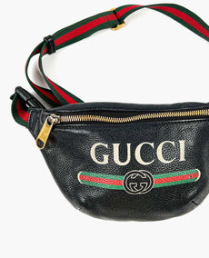 Gucci Black Print Pebbled Leather Pieni vyölaukku