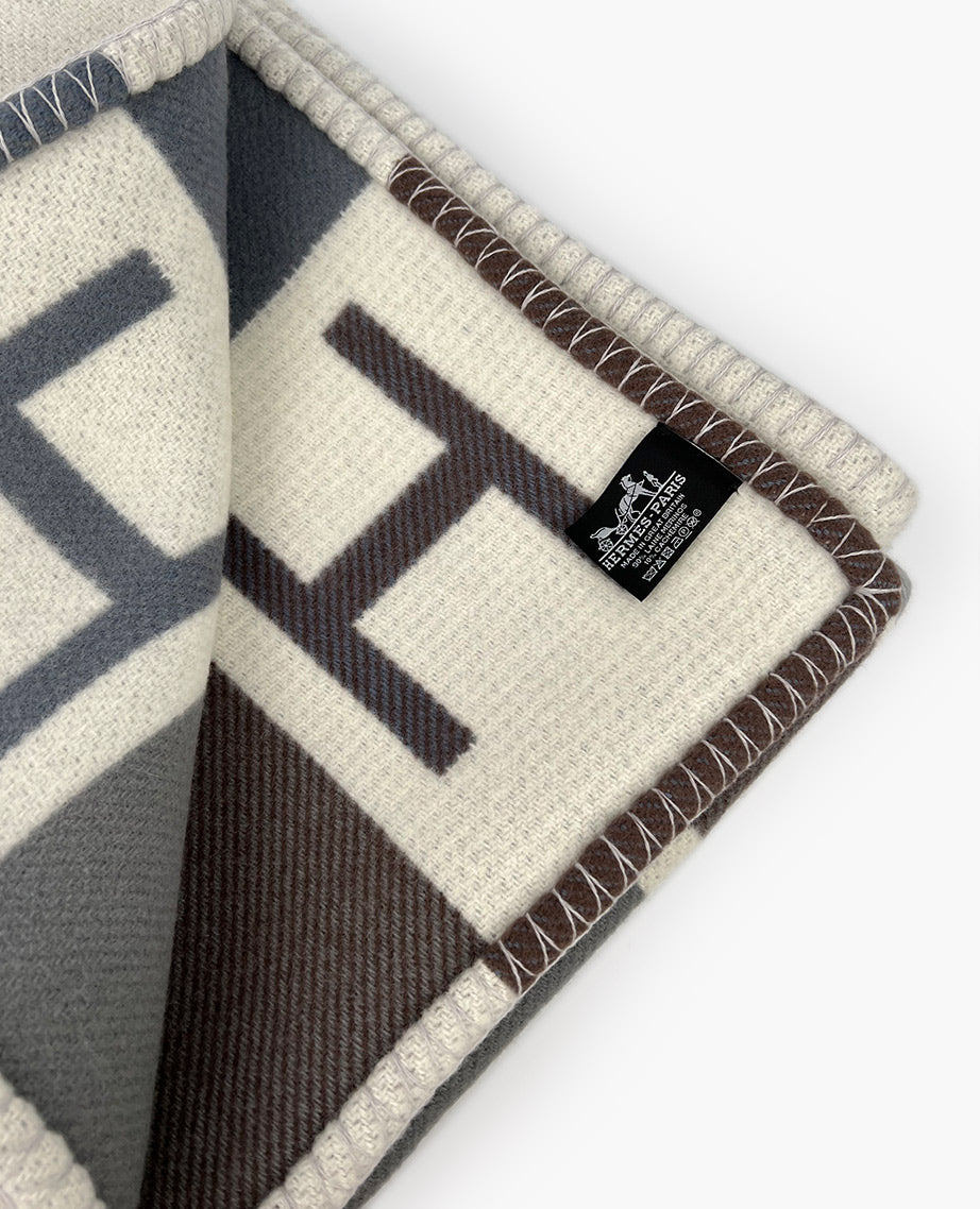 HERMES Avalon throw blanket 85%ウー15%カシミア Hermes 