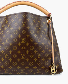 Louis Vuitton Artsy Monogram MM