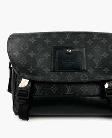 Louis Vuitton Messenger PM Voyager Eclipse