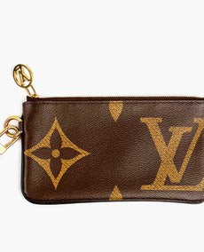 Louis Vuitton Large Pouch Monogram Giant