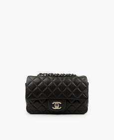 Chanel Mini suorakulmainen tummanharmaa lampaannahka SHW