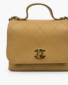 Chanel Calfskin Double Pocket beige laukku CHW