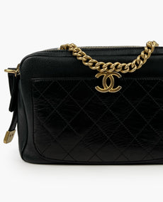 Chanel Smooth Leather Flat Black Quilted Camera Bag