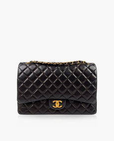 Chanel Timeless Maxi Jumbo Double Flap Musta lampaannahka GHW