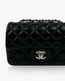 Chanel Mini suorakulmainen musta lampaannahkainen SHW