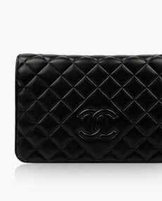 Chanel WOC Black Lambskin tikattu CC