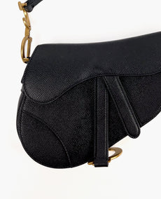 Dior Saddle Mini musta rakeinen vasikannahka