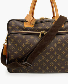 Louis Vuitton Alize Monogram matkalaukku