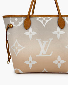 Louis Vuitton Monogram Giant By The Pool Neverfull MM Brume
